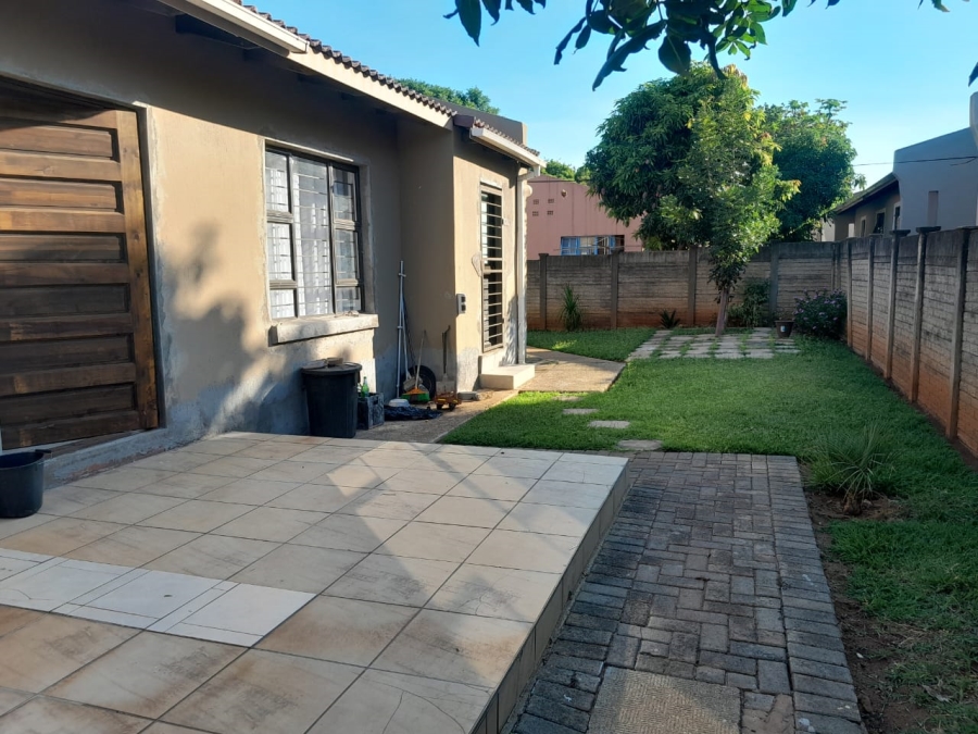 3 Bedroom Property for Sale in Geelhoutpark North West